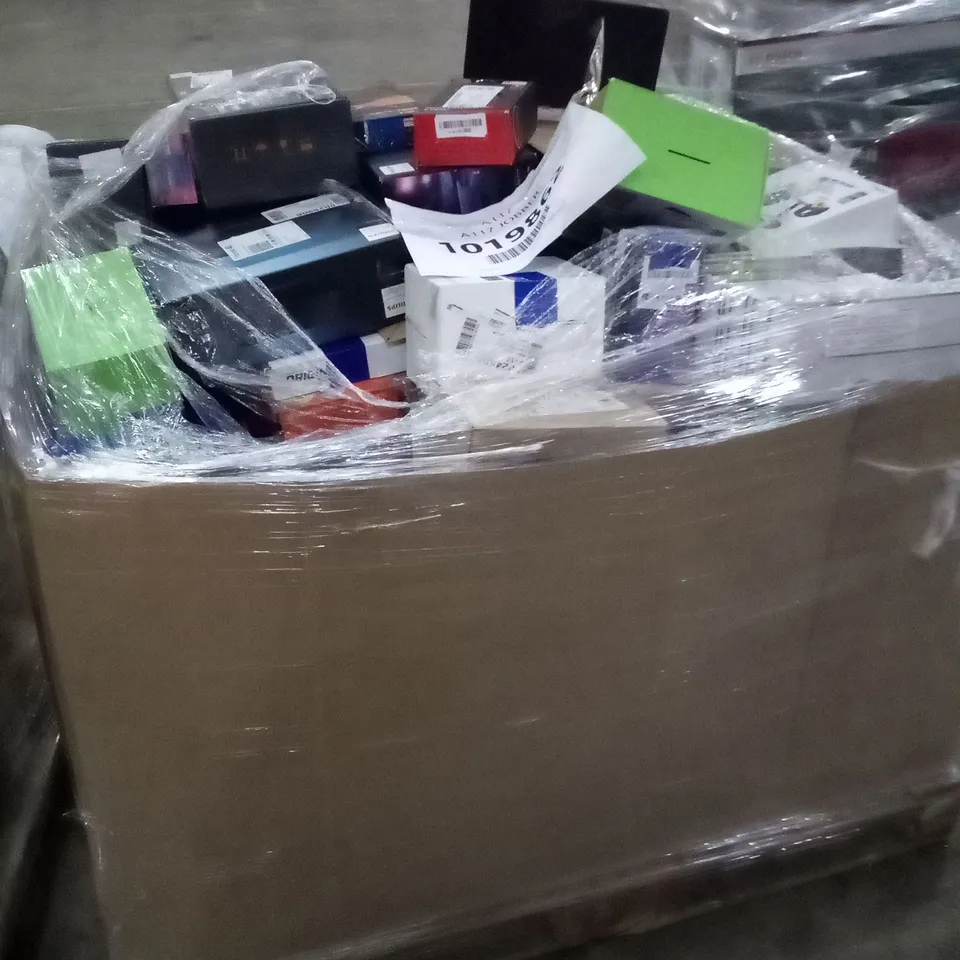 PALLET OF APPROXIMATELY 188 ASSORTED HIGH VALUE ELECTRICAL ITEMS TO INCLUDE LED LIGHTING , COMPUTER MOUSES , GAMING HEADSETS , ETC 