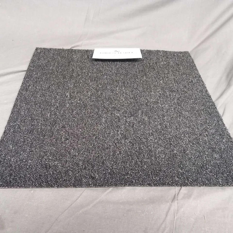 APPROXIMATELY 40 BLACK CARPET TILES 50 X 50CM