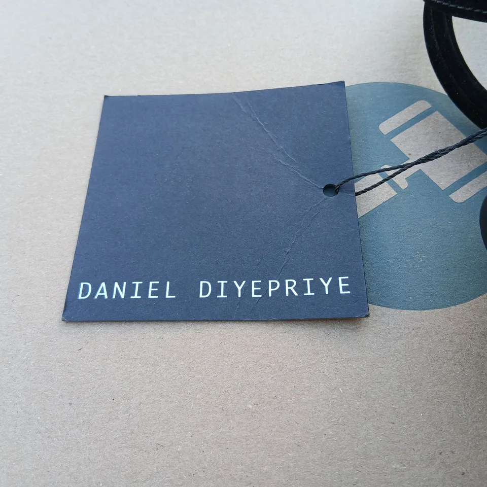 TWO DANIEL DIYEPRIYE VELVET PUZZLE-PATTERN HANDBAG