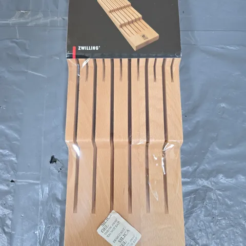 ZWILLING WOODEN KNIFE BLOCK – IN ORIGINAL PACKAGING