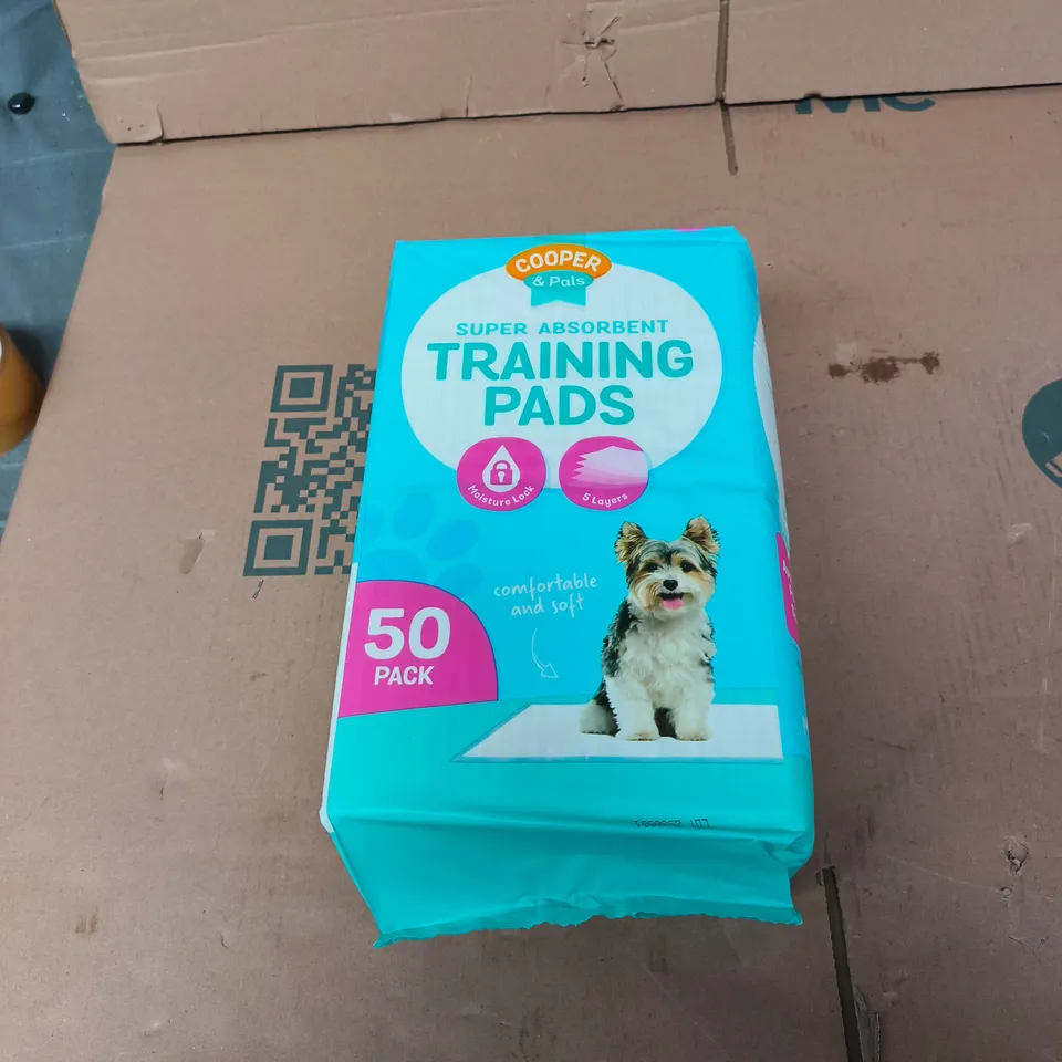 BOX OF 8X PUPPY TRAINING PADS 