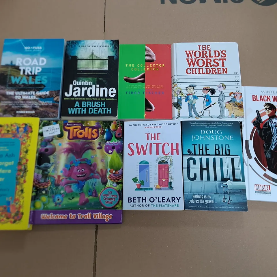 LARGE QUANTITY OF ASSORTED BOOKS TO INCLUDE FICTION & NON FICTION - COLLECTION ONLY