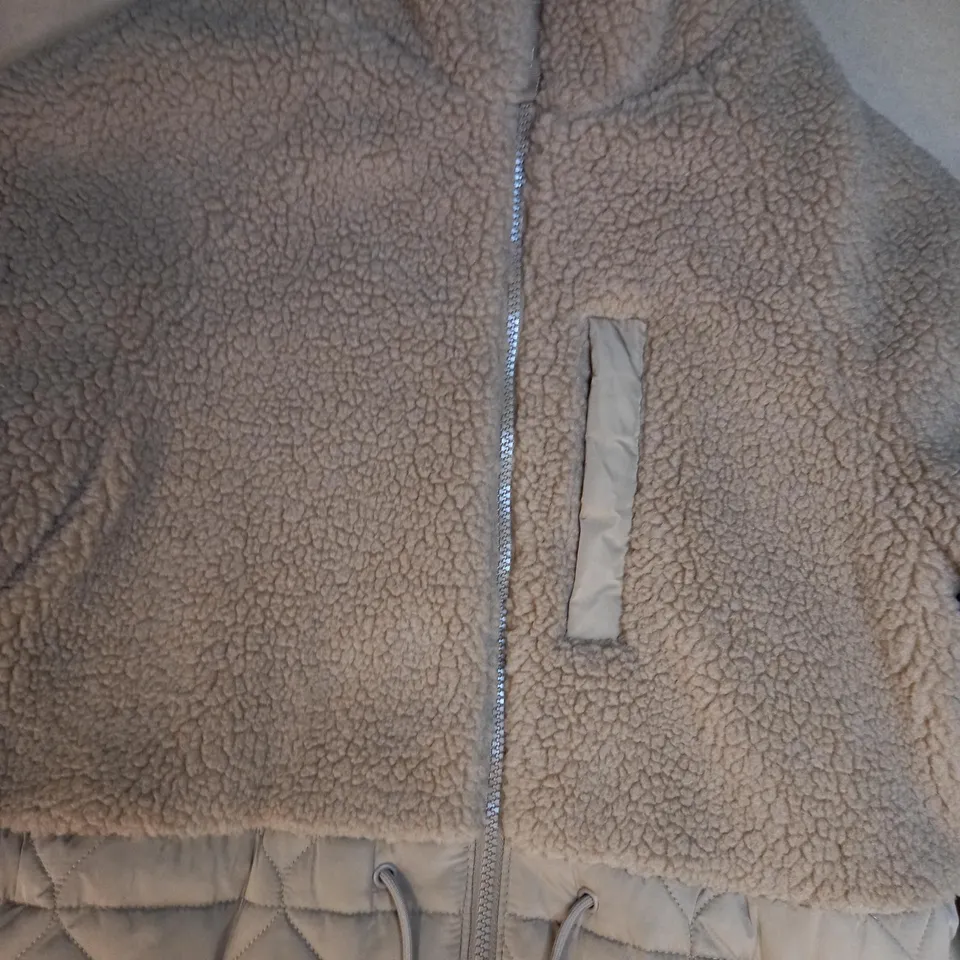 DESIGNER STYLE FLEECE COAT IN TAN SIZE 6