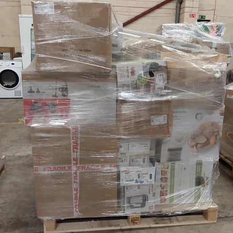 PALLET OF APPROXIMATELY 33 UNPROCESSED RAW RETURN HOUSEHOLD AND ELECTRICAL GOODS TO INCLUDE;