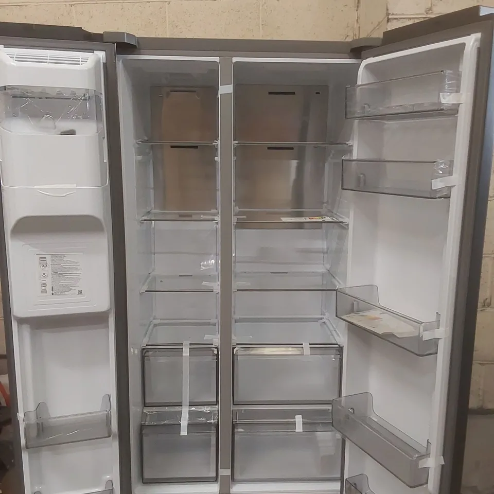 SAMSUNG SERIES 7 SPACEMAX RS70F66KCTEU 634L SMART AMERICAN FRIDGE FREEZER, SILVER