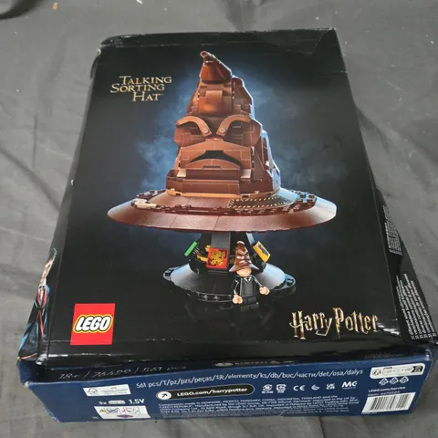 BOXED LEGO HARRY POTTER TALKING SORTING HAT - 76429