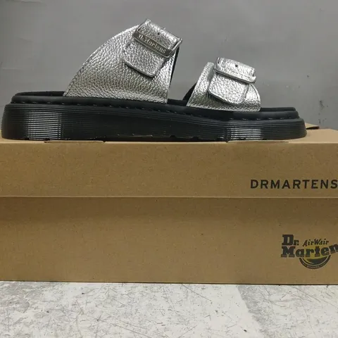 BOXED PAIR OF DR MARTENS OPEN TOE JOSEF SANDALS IN METALLIC SILVER SIZE UK 7