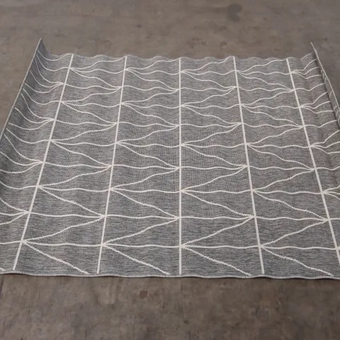 BRAND NEW BAGGED PACO HOME BRUGGE RUG - 170 x 120cm