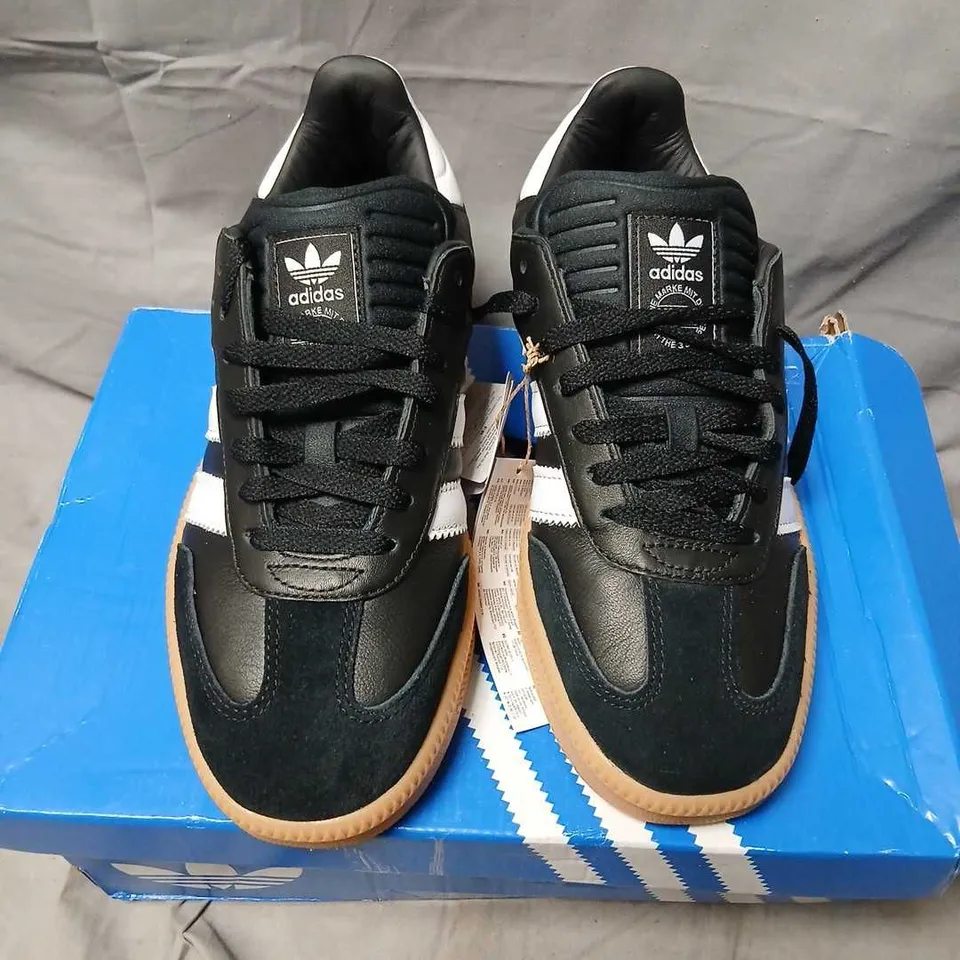 ADIDAS SAMBA XLG SNEAKERS – BLACK/WHITE, UK 7