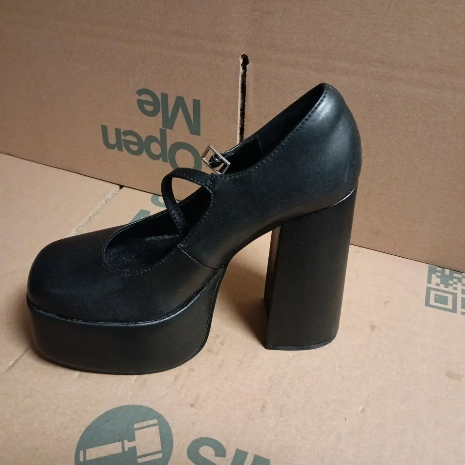 KOI BLACK PLATFORM MARY JANE HEELS WOMEN'S BUCKLE STRAP SHOES - 5