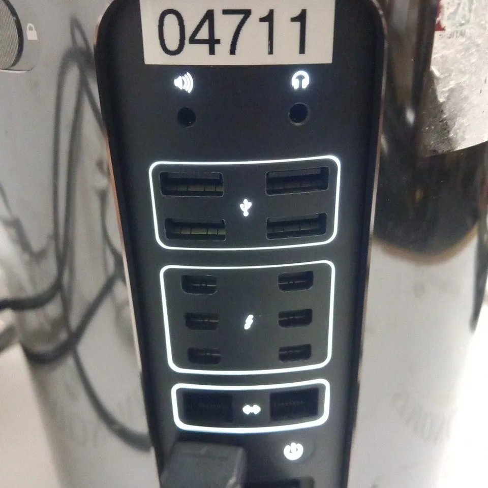 APPLE MAC PRO 6.1 A1481 DESKTOP COMPUTER