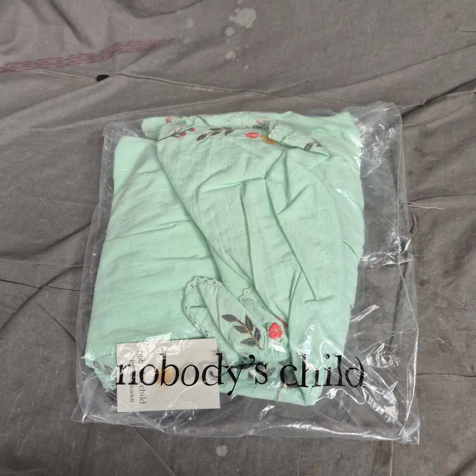 NOBODY'S CHILD X ELIZABETH SCARLETT GREEN EMBROIDERED MIDI DRESS – UK 10 