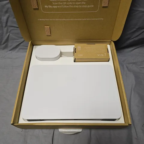 SKY SR213 WIFI ROUTER 