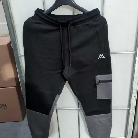 MONTIREX BLACK CARGO JOGGERS WITH GREY KNEE PANELS – SIZE M
