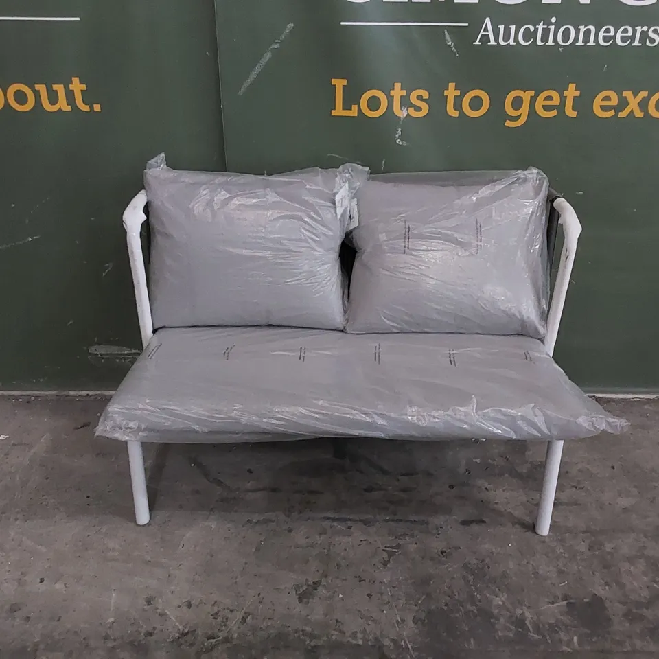GARDEN FURNITURE BENCH WITH CUSHIONS