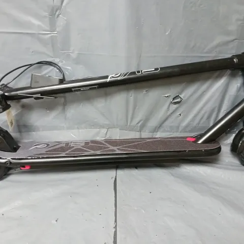 EVO VT3 E-SCOOTER - BLACK - COLLECTION ONLY