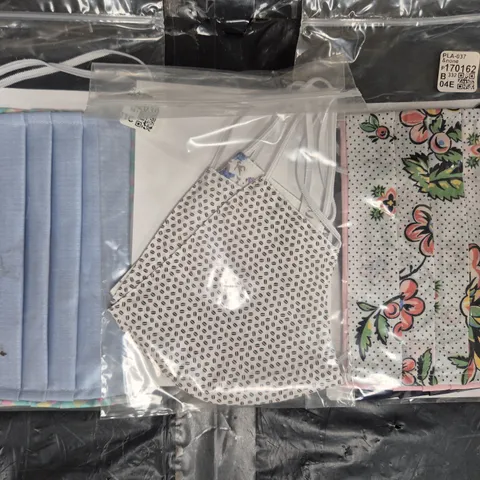 BOX OF APPROXIMATELY 220 ASSORTED UNBRANDED FACE COVERINGS AND MASKS IN VARIOUS STYLES AND COLOURS