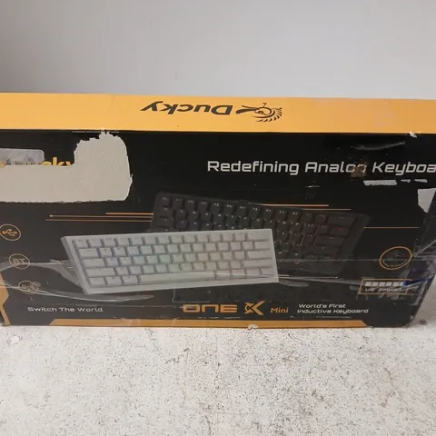 DUCKY KEYBOARD – BLACK MECHANICAL
