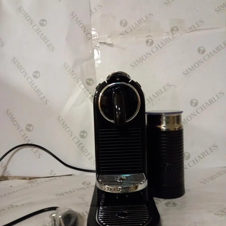 NESPRESSO CITIZ AND MILK MACHINE 