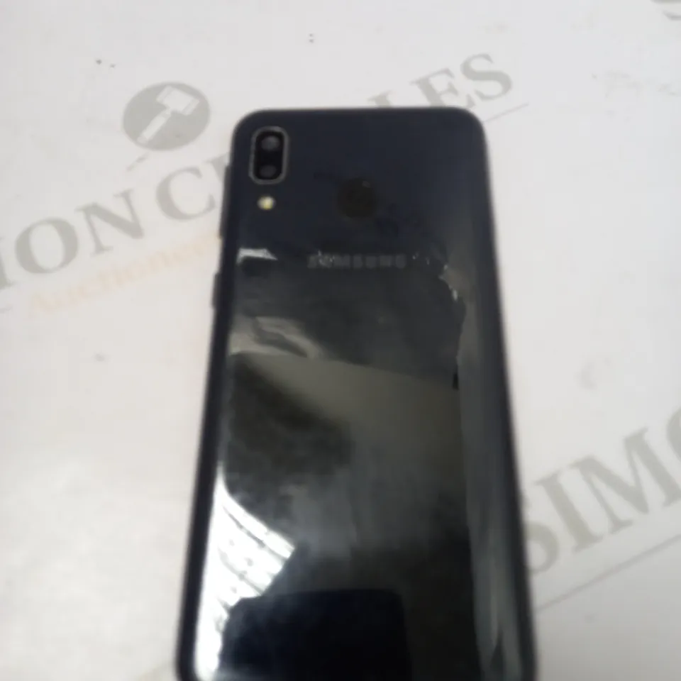 SAMSUNG GALAXY A20E POWERED BY ANDROID