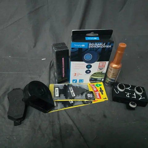 APPROXIMATELY 10 ASSORTED VEHICLE PARTS & ACCESSORIES TO INCLUDE REUSABLE DEHUMIDIFIER, BRAKE PAD, AIR FRESHENER, ETC