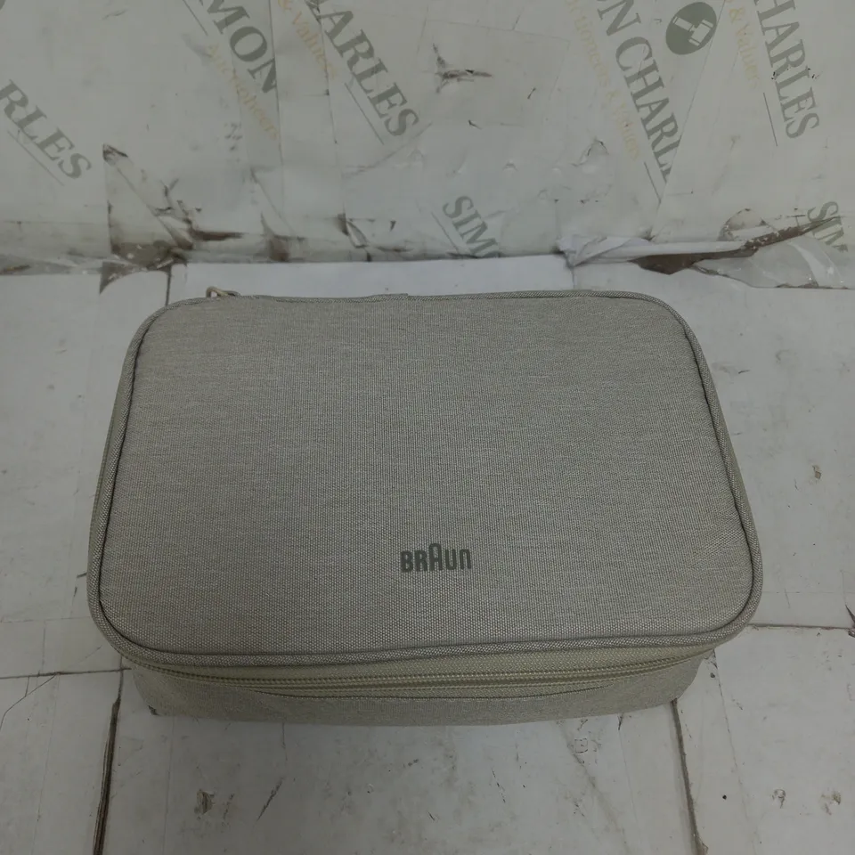 BOXED BRAUN SILK EXPERT PRO 5 IPL HAIR REMOVAL SYSTEM