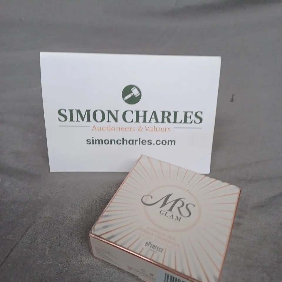 BOXED AND SEALED BPERFECT MRS GLAM - GLORIOUS SKIN POWDER FOUNDATION (LIGHT PINK)
