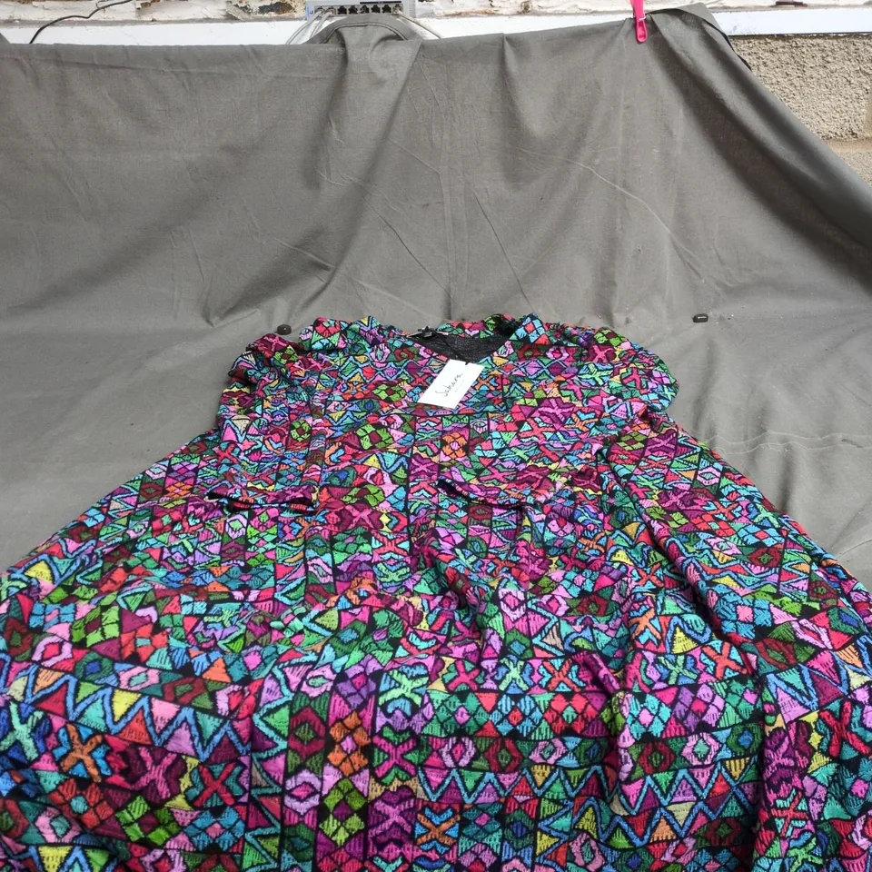 SAHARA MULTI COLOUR/PATTERN PERUVIAN PATCHWORK JERSEY BUBBLE DRESS SLEEVES, SIZE 2.