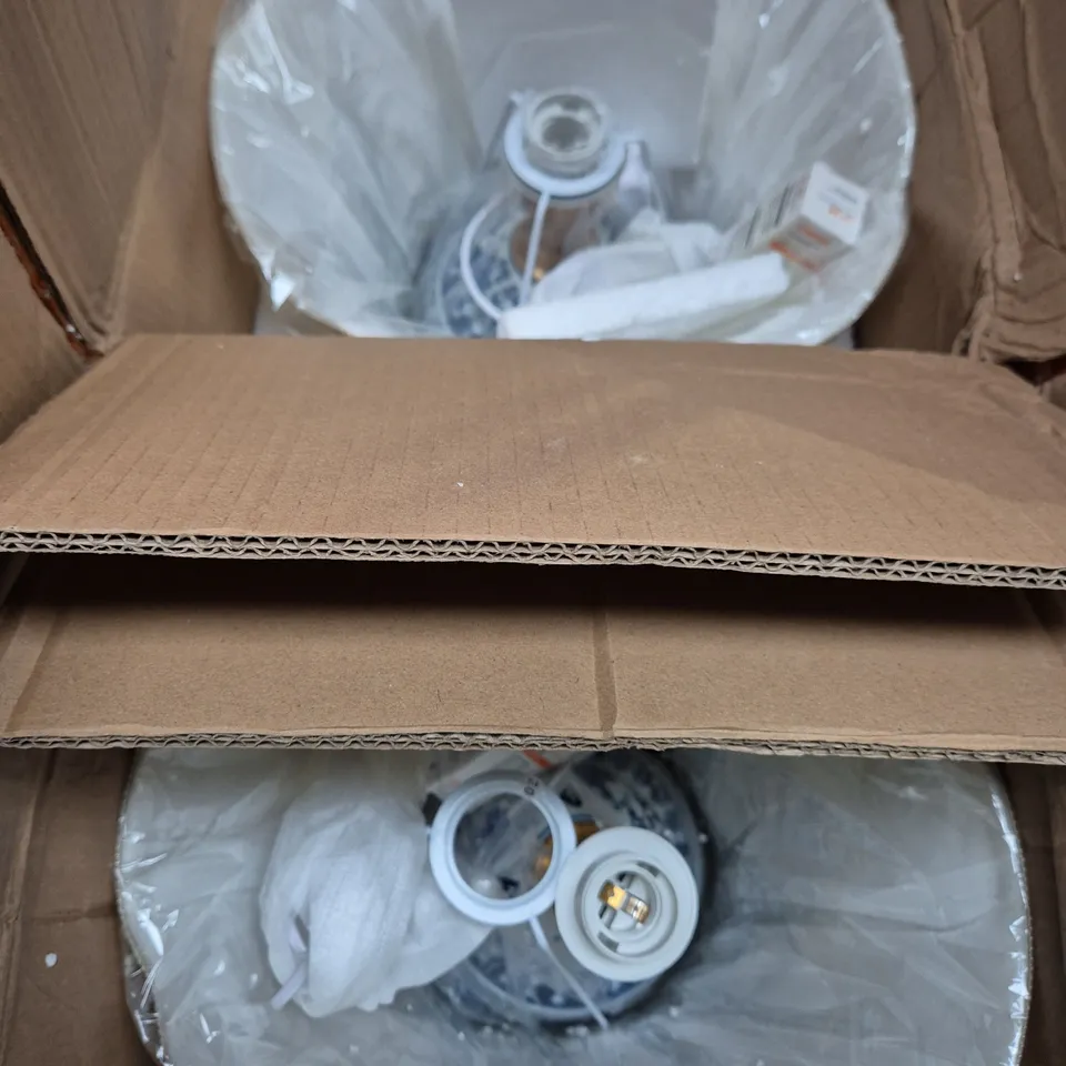 2 X DESK LAMPS WITH SHADES 