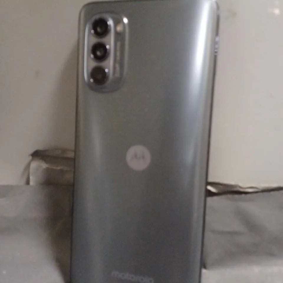 MOTOROLA MOTO G62 5G PHONE 