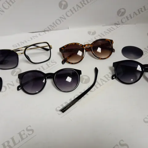 LOT OF 4 PAIRS OF SUNGLASSES