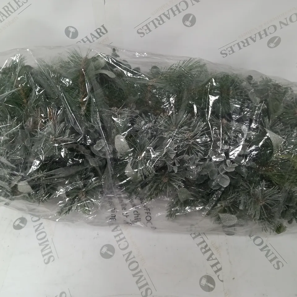 K BY KELLY HOPPEN PRE-LIT GREENERY CHRISTMAS DECORATION - GARLAND