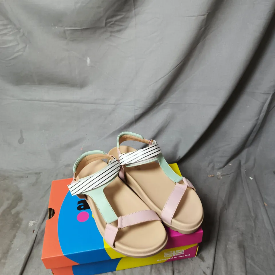 ADESSO AFRA LEATHER SANDAL UK 6