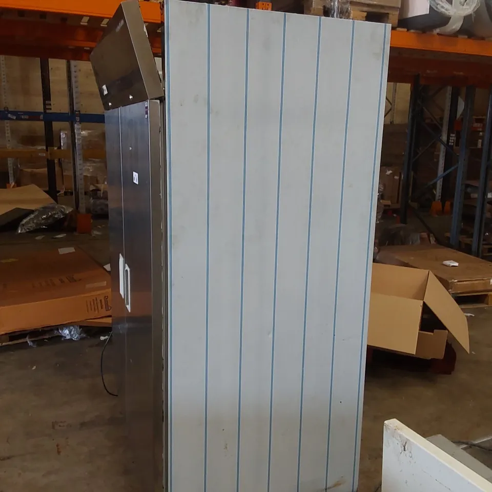 COMMERCIAL UPRIGHT 2 DOOR REFRIGERATOR CABINET