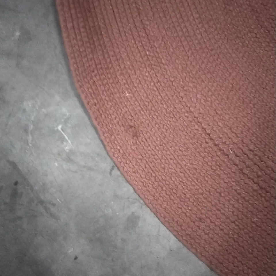 QUALITY DESIGNER RUG APPROXIMATELY 226X160CM