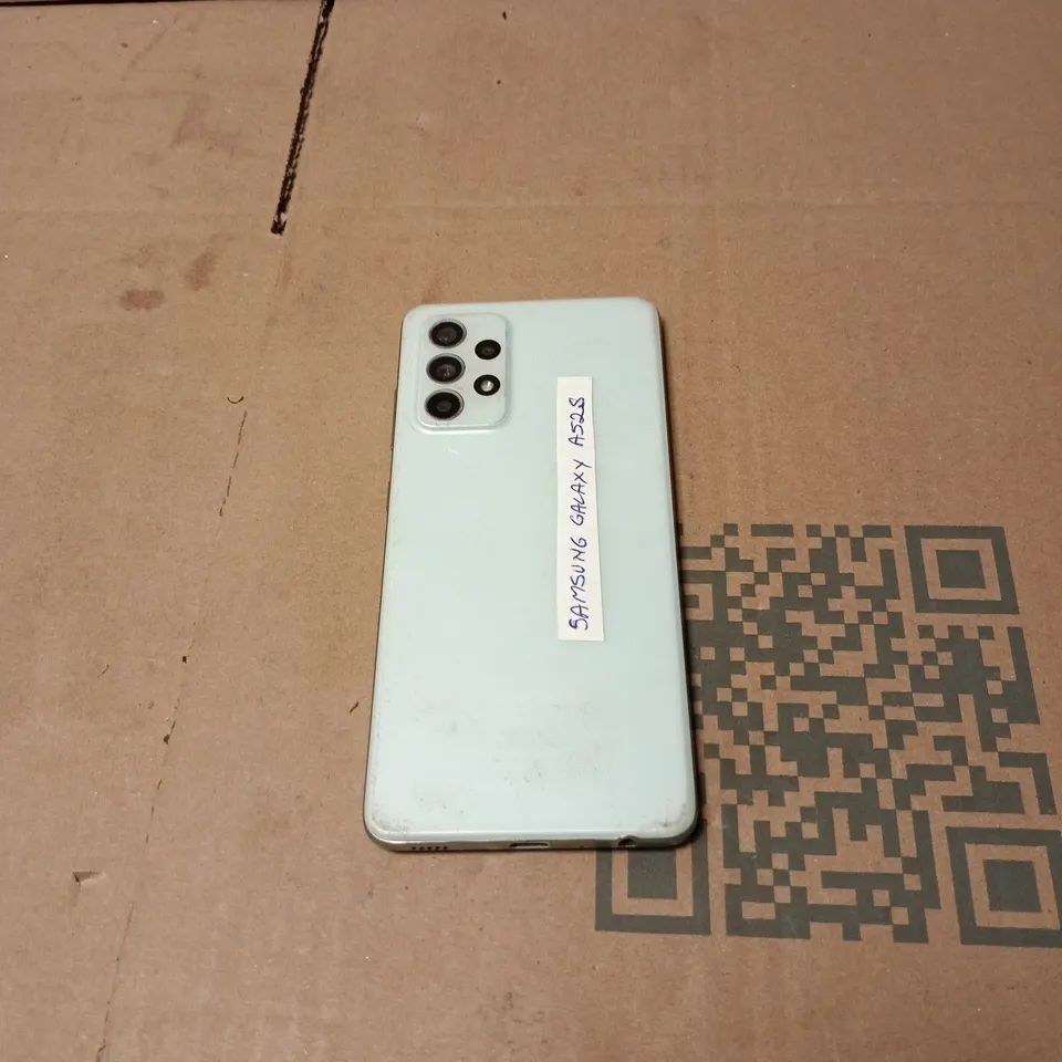 SAMSUNG GALAXY A52S SMART PHONE