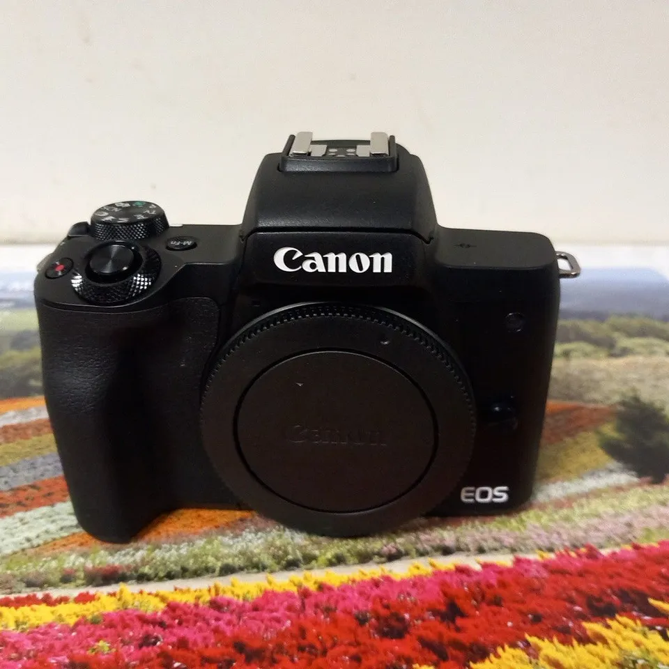 BOXED CANON ESENTIAL TRAVEL KIT INCLUDING; EOS M50 MARK II, EF-M15-45MM F/3.5-6.3 IS STM AND SHOULDER BAG