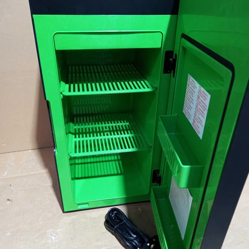 XBOX SERIES X THEMED MINI FRIDGE	