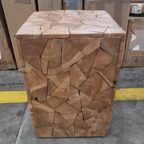 FREDDIE SIDE TABLE 