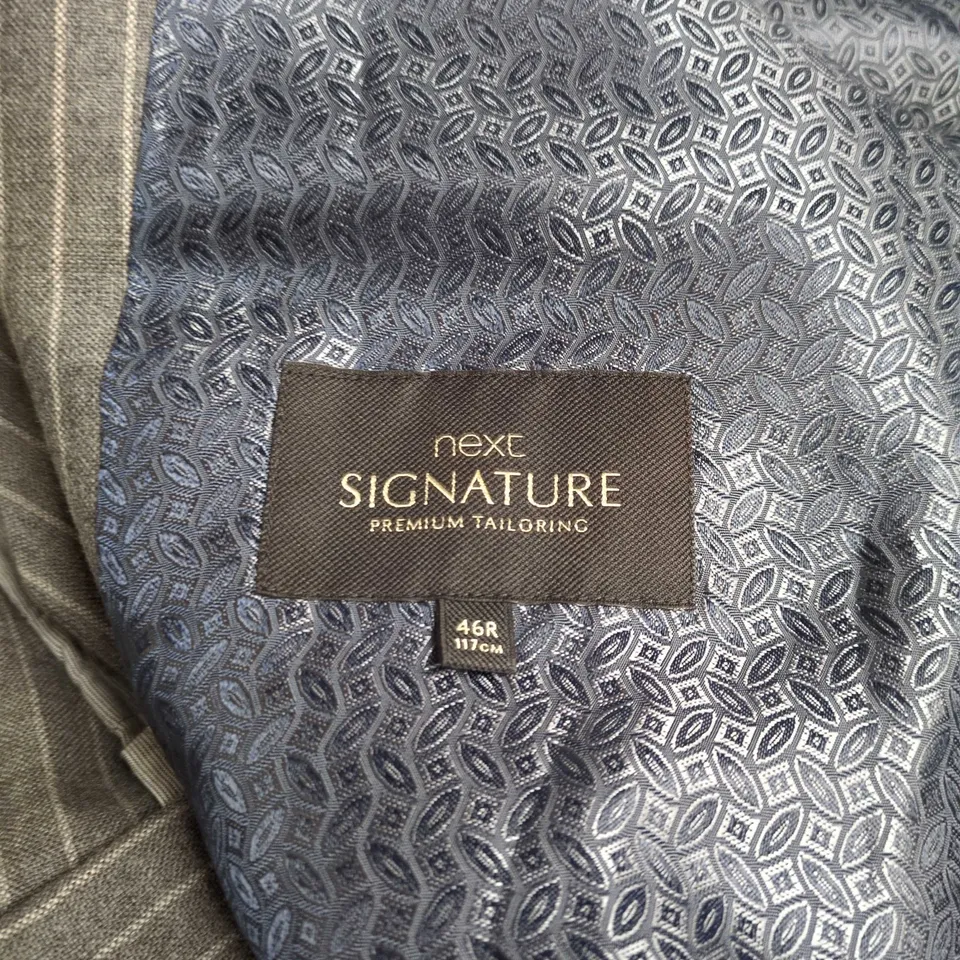 NEXT SIGNATURE PREMIUM TAILORING MENS 3PCE GREY PINSTRIPE SUIT - 44S/46R/36S