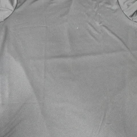 GYM SHARK ARRIVAL REGULAR FIT T-SHIRT IN BLACK SIZE XL