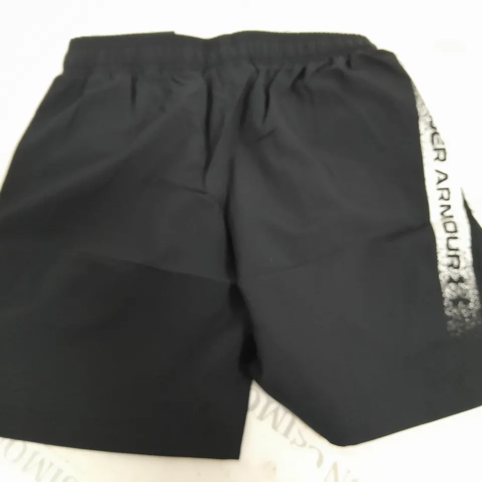 UNDER ARMOUR WOVEN GRAPHIC SHORTS - YSM