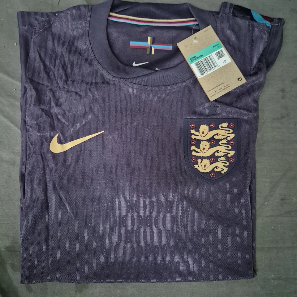 NIKE ENGLAND FOOTBALL TOP IN PURPLE SIZE XL