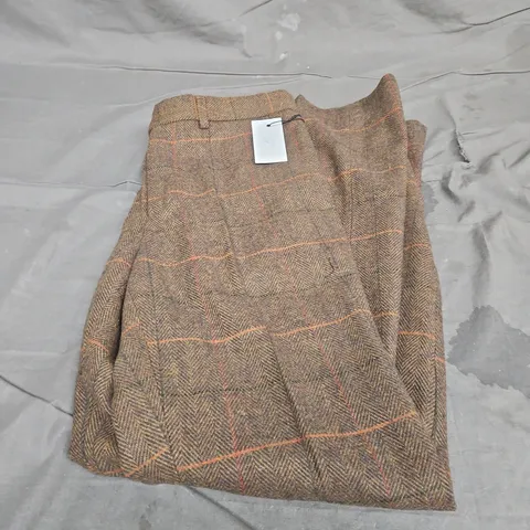 ABITTO TROUSERS IN IN BROWN MIX SIZE 32L