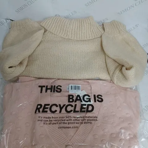 BOX OF APPROX 70 ASSORTED BRAND NEW CLOTHING ITEMS TO INCLUDE - ROLL NECK PULLOVER , CURVE KNOBBLY CARDI 