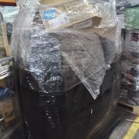 PALLET OF ASSORTED HOUSEHOLD GOODS AND PRODUCTS TO INCLUDE;TENNIS RACKET,ELTRONIC SCALES,TABLE MIRROR 