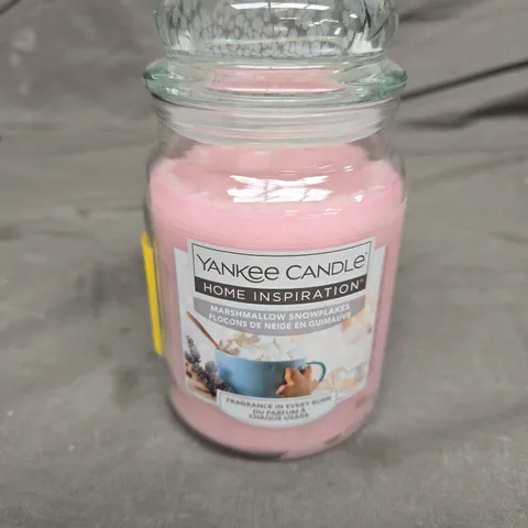 YANKEE CANDLE HOME INSPIRATION MARSHMALLOW SNOWFLAKES (538g) - COLLECTION ONLY
