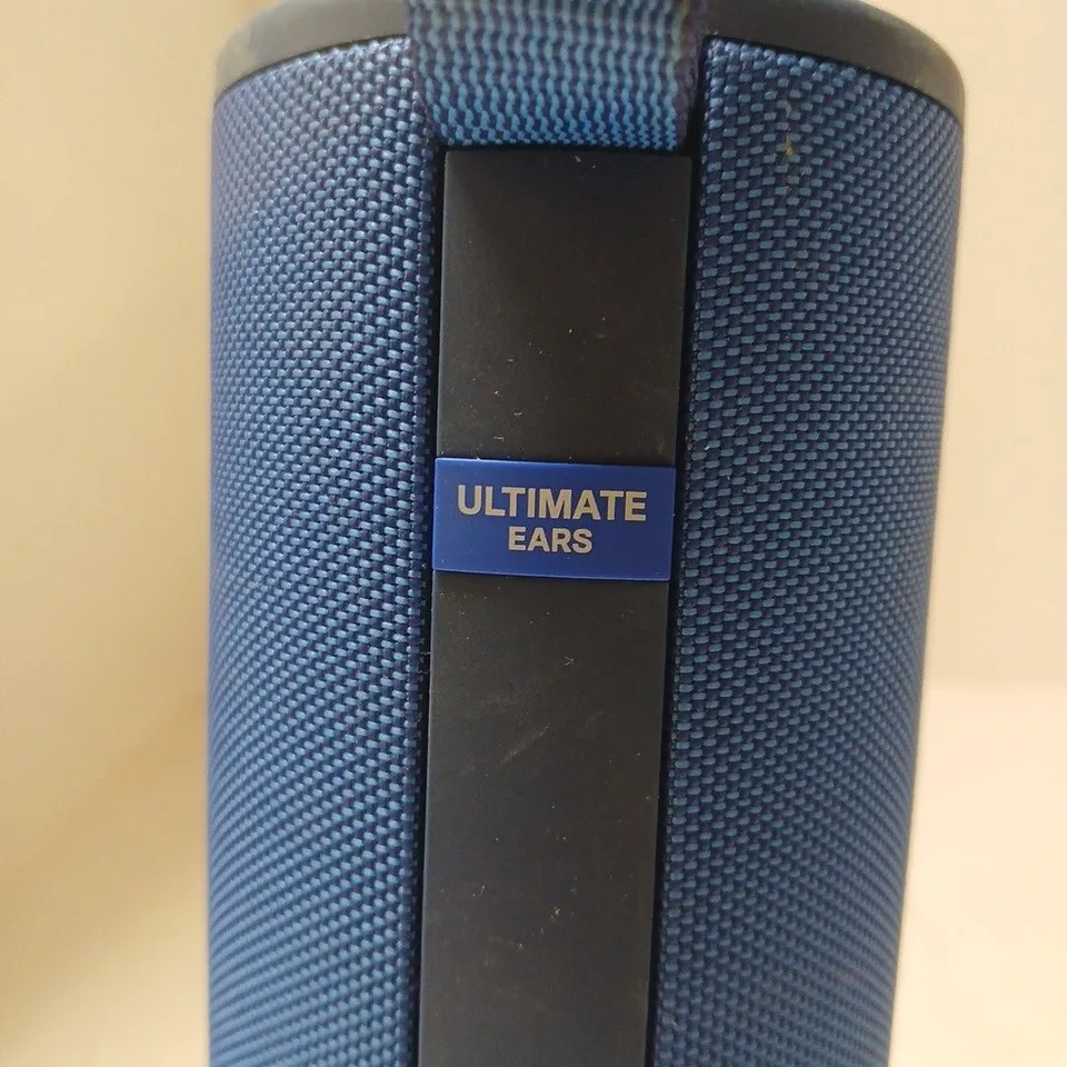EAC ULTIMATE EARS PORTABLE BLUETOOTH SPEAKER – BLUE