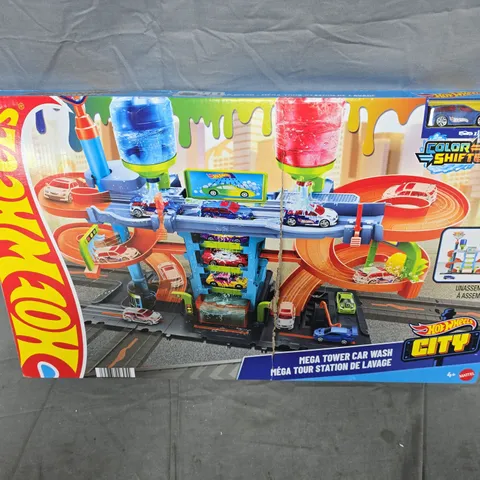 HOT WHEELS MEGA TOWER CAR WASH
