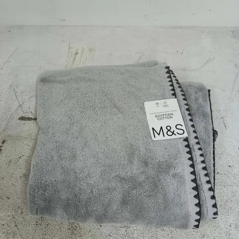 M&S EGYPTIAN COTTON EMBROIDERED BATH TOWEL – GREY